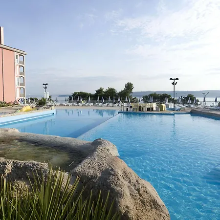 Hotel Aquapark Zusterna 3*