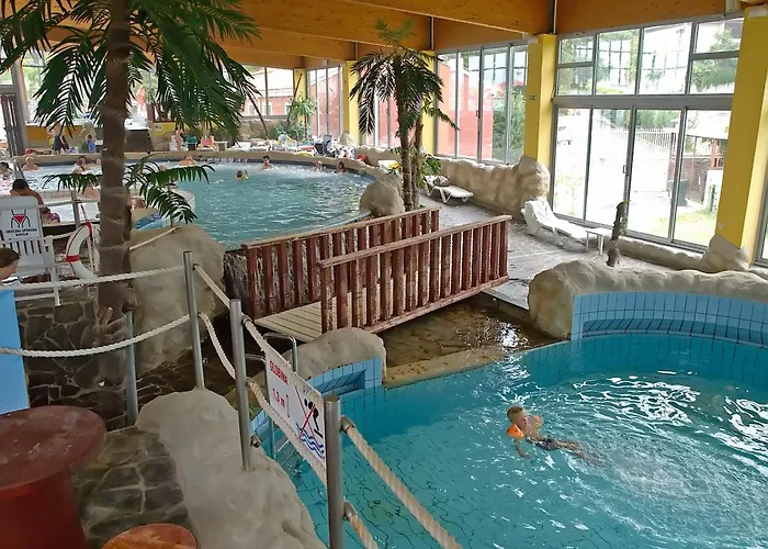 Aquapark Zusterna 科佩尔