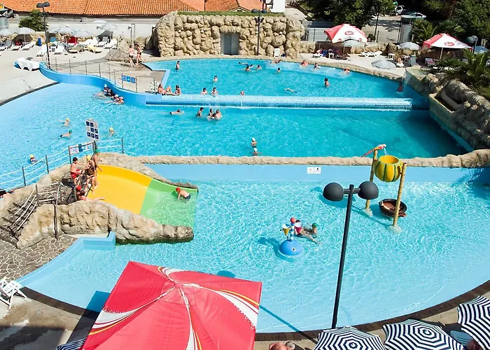 Aquapark Zusterna Hotel 3*